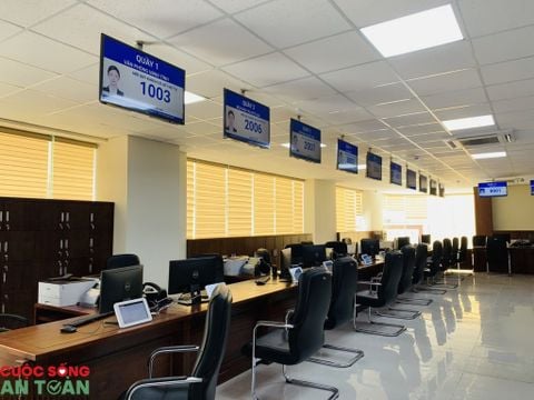 PHẦN MỀM ĐIỀU KHIỂN TRUNG TÂM COMQ QMS SYS BackOffice