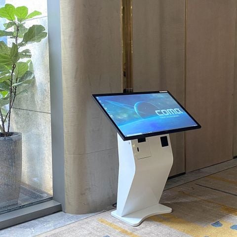 KIOSK tra cứu thông tin COMQ Q-KIOSK 3243TMT